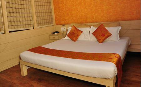 Hotel Infiniti And Indore